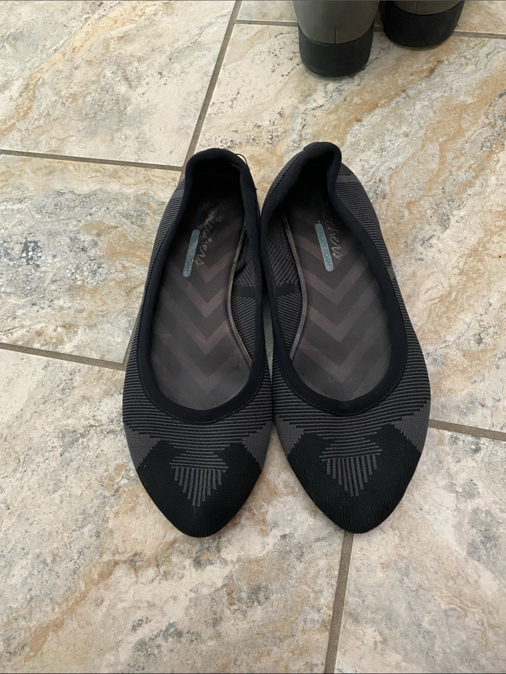 Women's Black Patterned Knit Ballet Flats Skechers